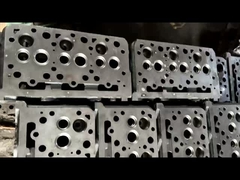 KUBOTA D1503 Zylinderkopf des Motors OEM 1A013-03043 1A01303044